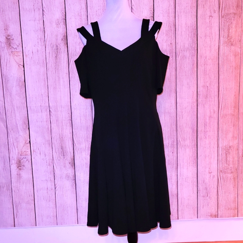 Black could shoulder dress